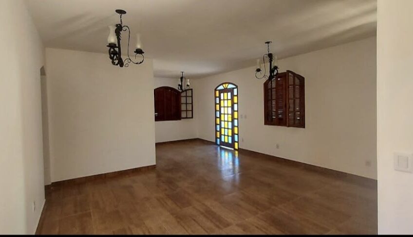 CASA DE CAMPO EM FAZENDA VELHA  3116