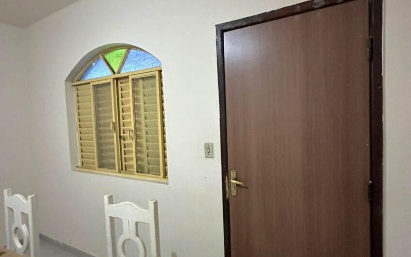 CASA NO BAIRRO DO CARMO – 3146