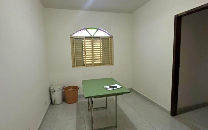 CASA NO BAIRRO DO CARMO – 3146