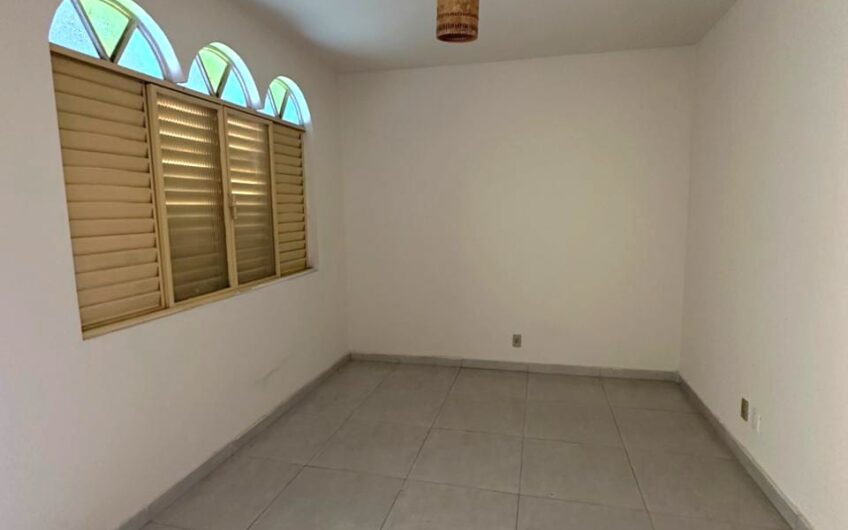 CASA NO BAIRRO DO CARMO – 3146