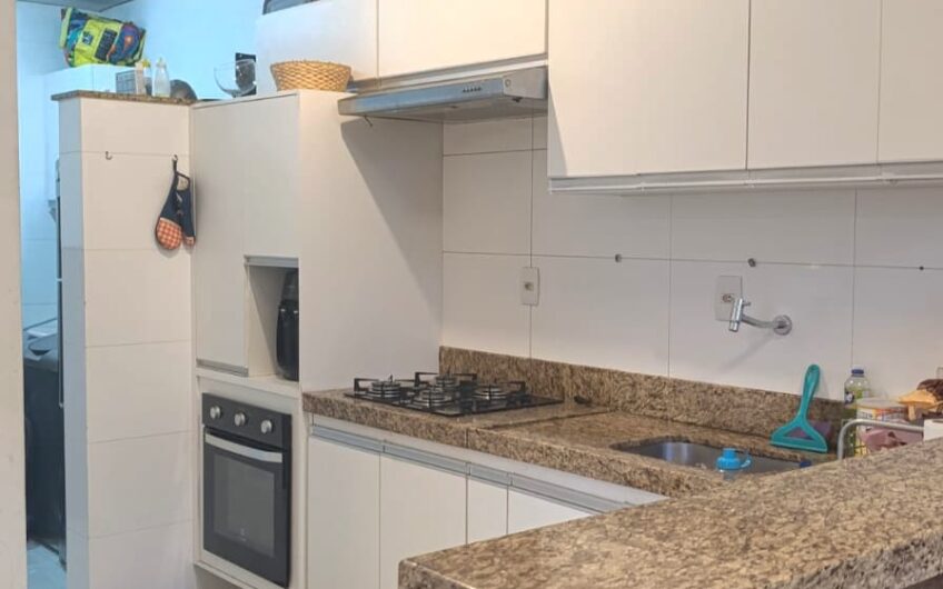 APARTAMENTO COM AREA PRIVATIVA NO JARDIM ARIZONA – 3153