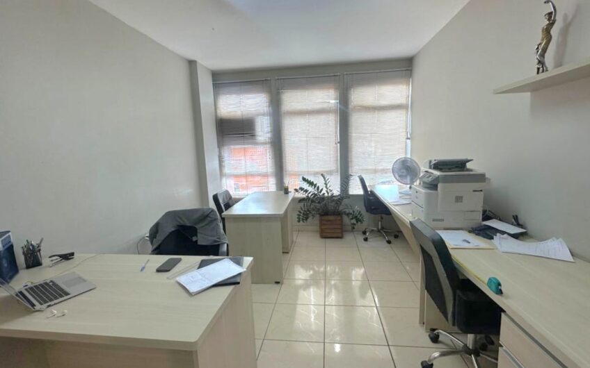 SALA COMERCIAL EM PREDIO NO CENTRO- 3161