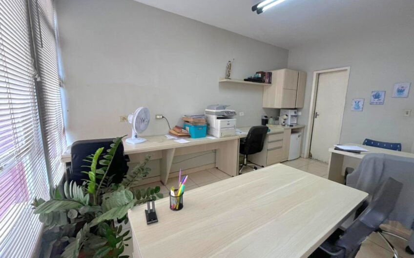 SALA COMERCIAL EM PREDIO NO CENTRO- 3161