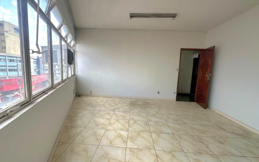 SALA COMERCIAL EM PREDIO NO CENTRO – 3160