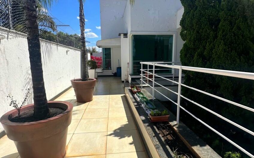 CASA NO BAIRRO MANGABEIRAS- 3190