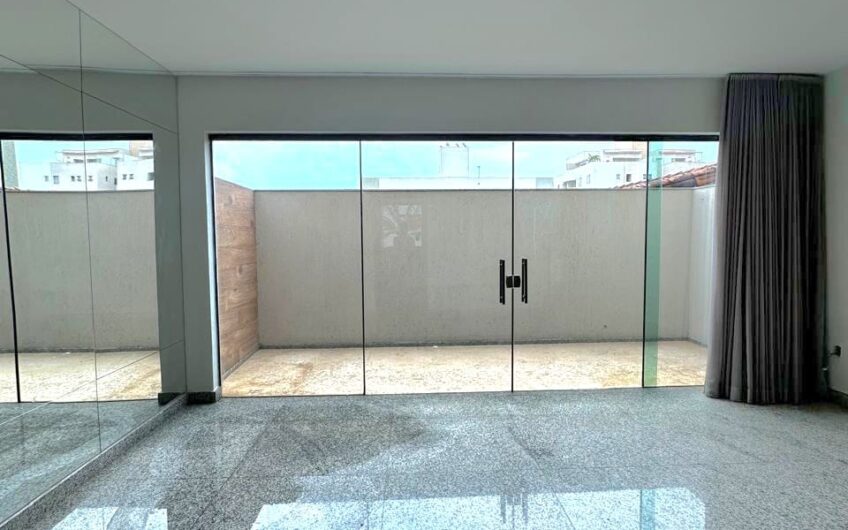 APARTAMENTO COM AREA PRIVATIVA NO JARDIM ARIZONA – 3212