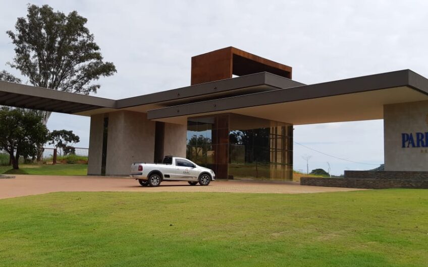 LOTE NO CONDOMINIO PARK ROYAL – 3243