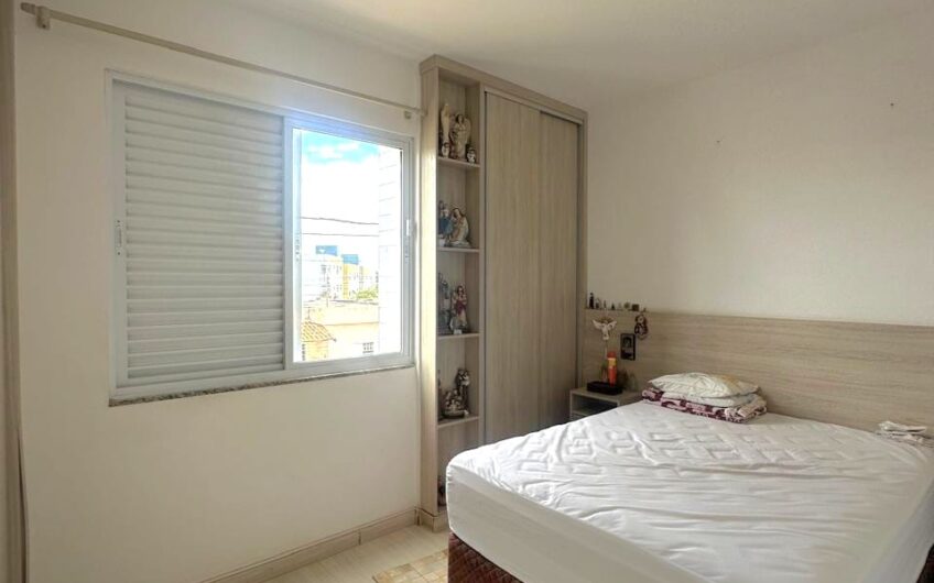APARTAMENTO COM AREA PRIVATIVA NO BAIRRO DO CARMO – 3262