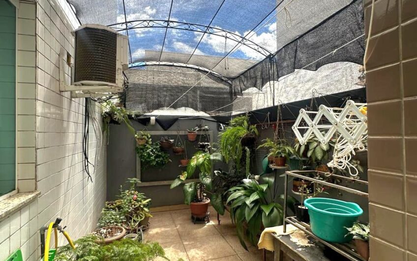 APARTAMENTO COM AREA PRIVATIVA NO BAIRRO DO CARMO – 3262