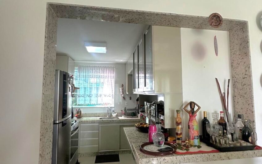 APARTAMENTO COM AREA PRIVATIVA NO BAIRRO DO CARMO – 3262