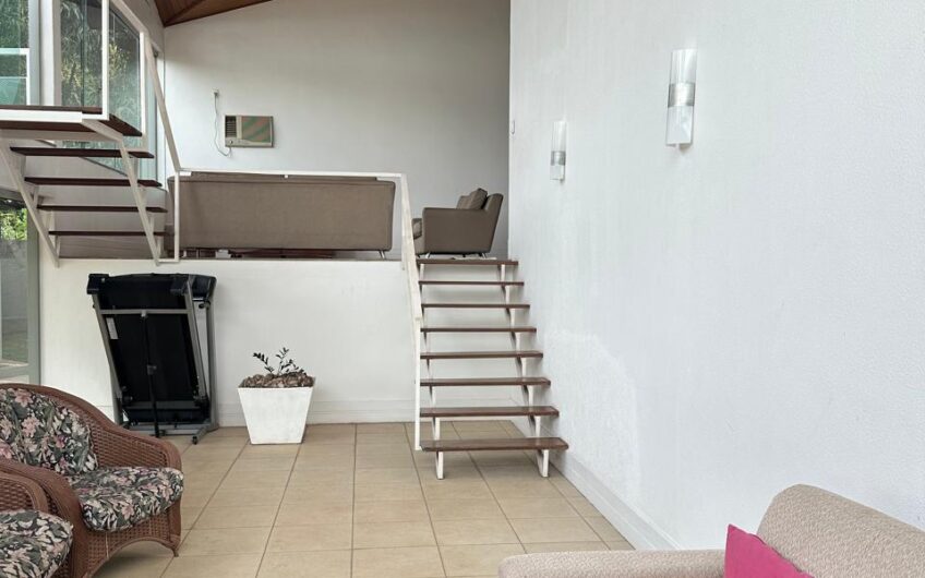 CASA DE LUXO NO BAIRRO BOA VISTA FUNDO LAGOA DO NAUTICO- 3264