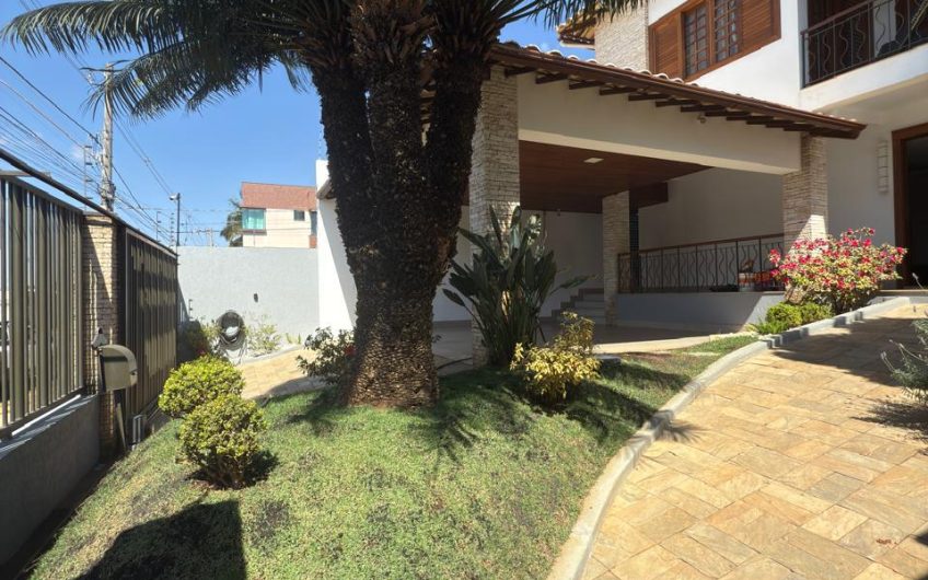 CASA NO BAIRRO MANGABEIRAS – 3295
