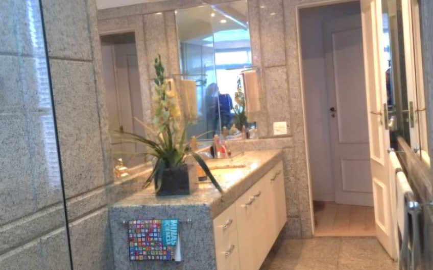 APARTAMENTO DE LUXO NO CENTRO – 3301