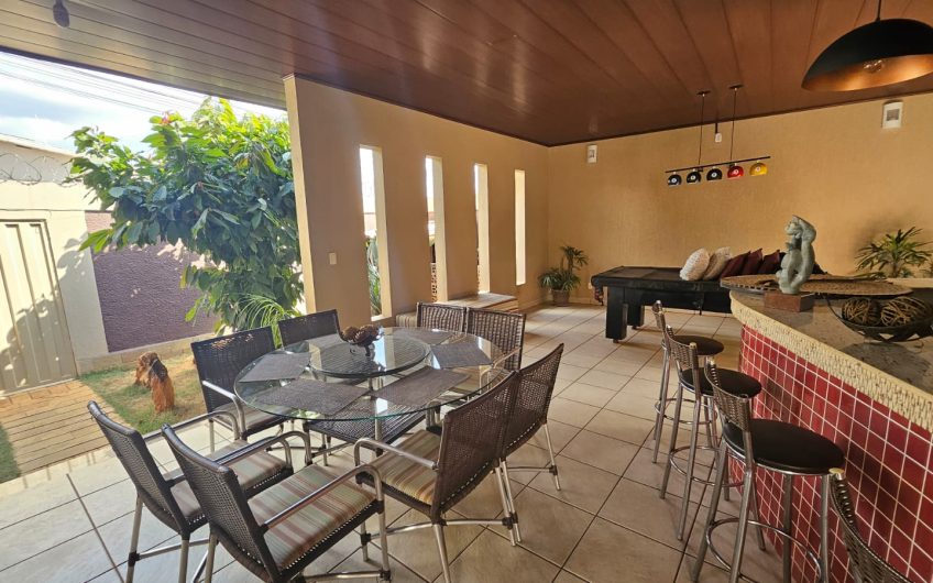 CASA NO BAIRRO IPORANGA – 3310