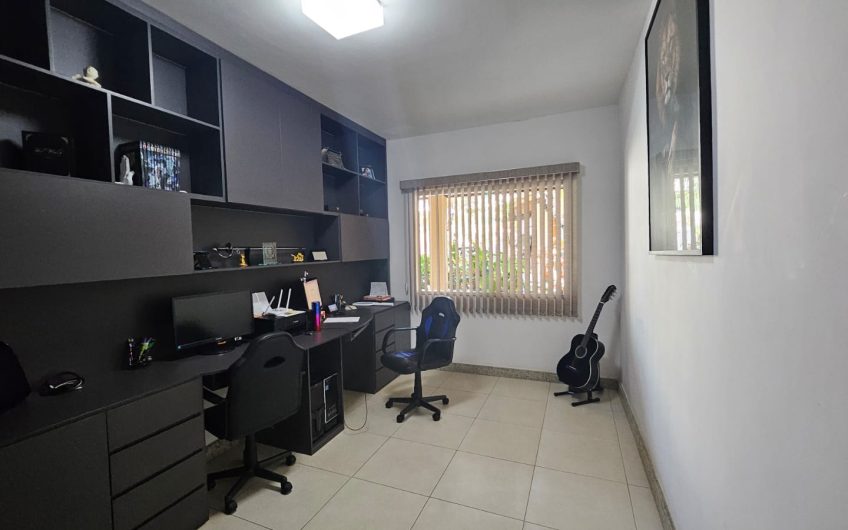 CASA NO BAIRRO IPORANGA – 3310