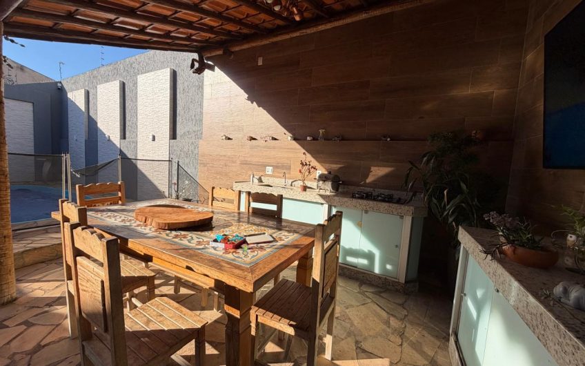 CASA NO BAIRRO IPORANGA – 3340