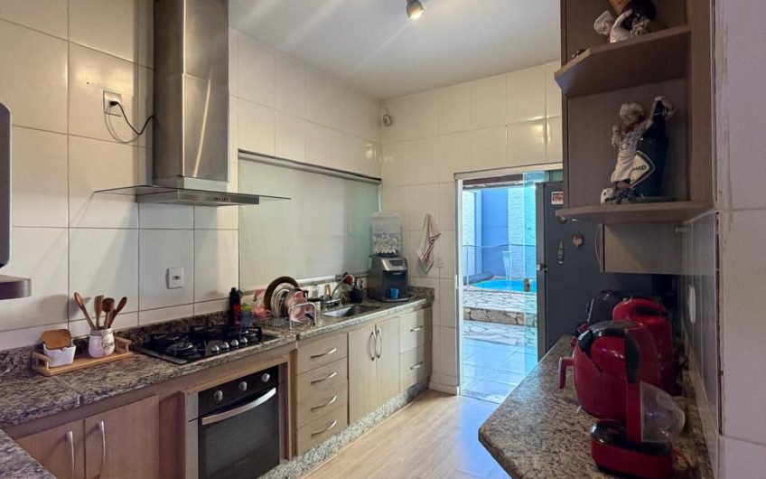CASA NO BAIRRO IPORANGA – 3340