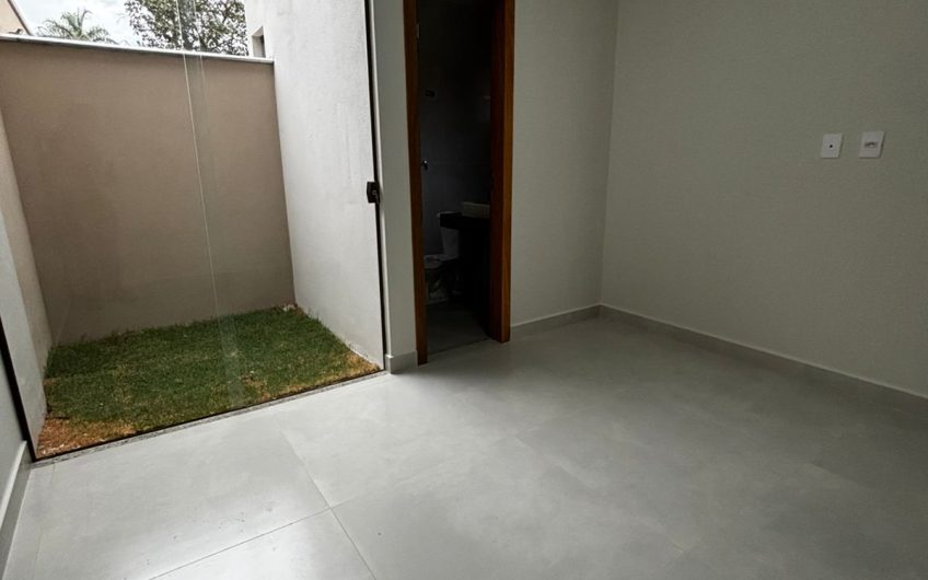 CASA TÉRREA  COM 3 QUARTOS NO RESIDENCIAL VEREDAS 3143